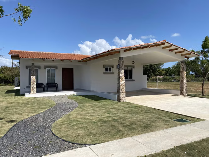 PUNTA BARCO CASA NUEVA EN VENTA