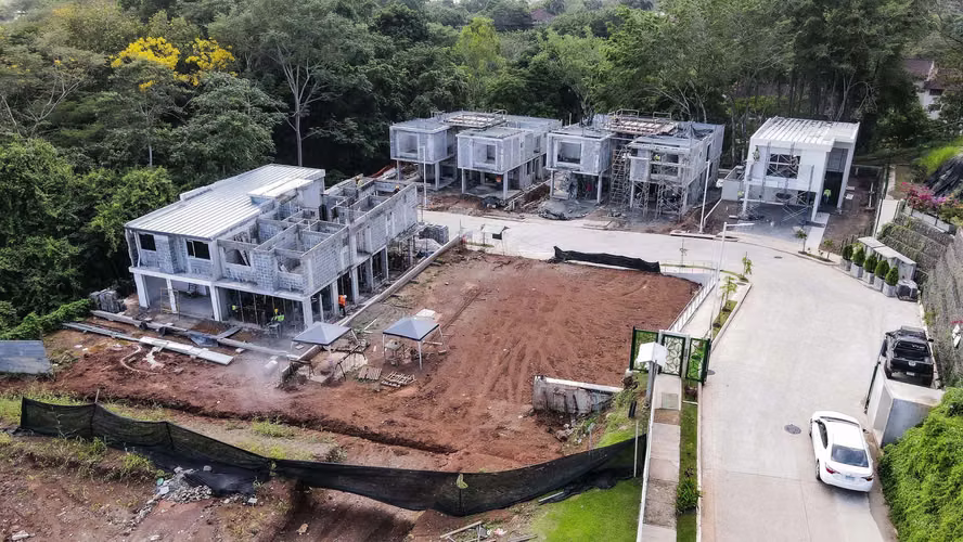 Duplex en Albrook en medio del Bosque - Imagen 3