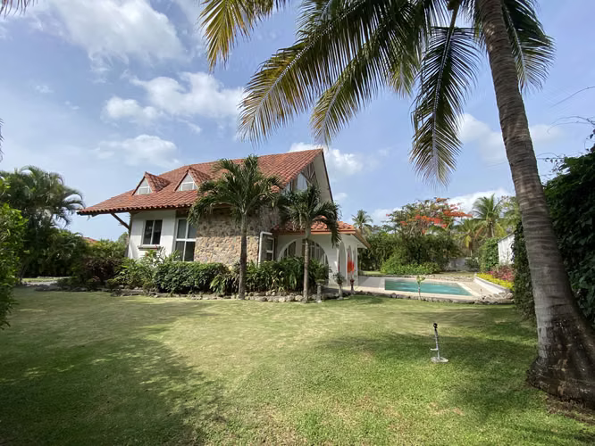 Casa en PUNTA BARCO VILLAGE   para venta