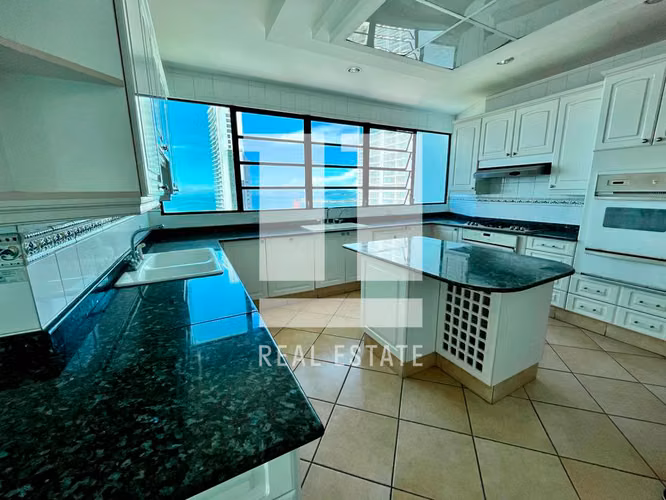 Se Vende Apartamento en Coco del Mar, Panamar