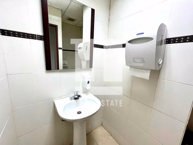 Se Vende oficina en Torre Generali - Imagen 3
