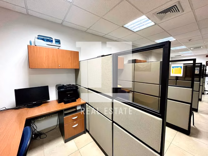 Se Vende oficina en Torre Generali - Imagen 5