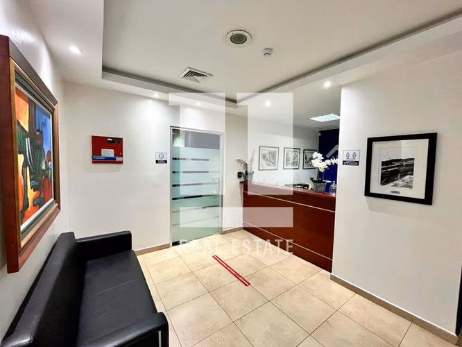 Se Vende oficina en Torre Generali - Imagen 1