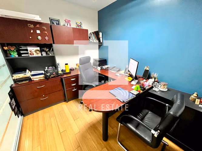 Se Vende oficina en Torre Generali - Imagen 12