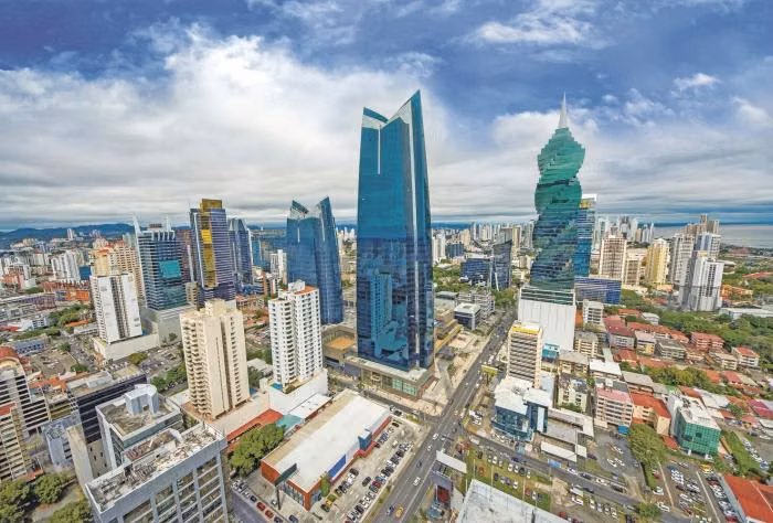 Sale of rented office to a multinational, in Bella Vista