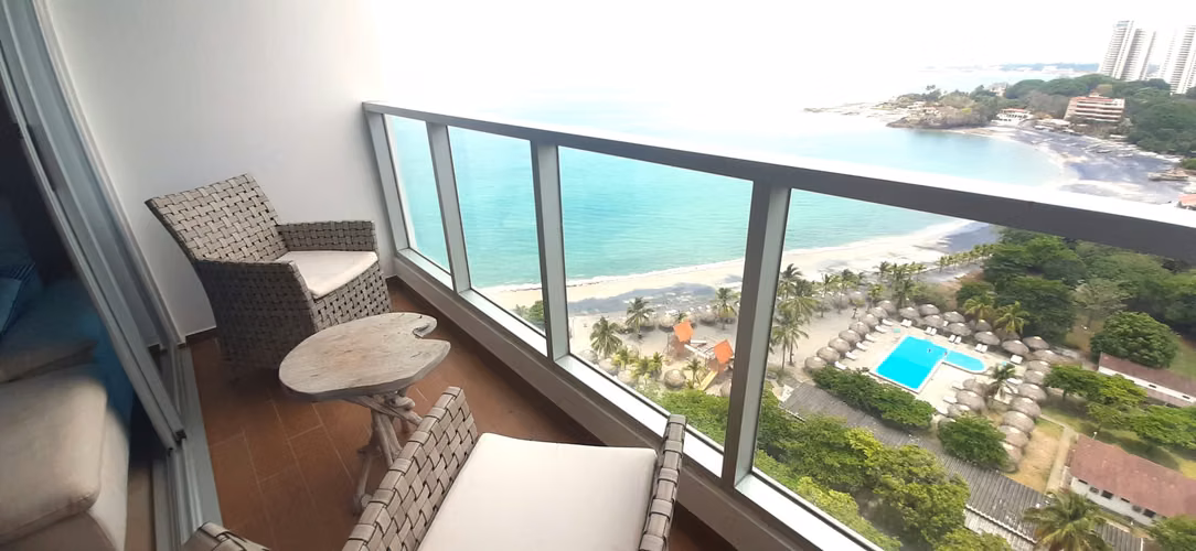 Royal Palm Flat14 - 2 Bathrooms 1 Bathroom