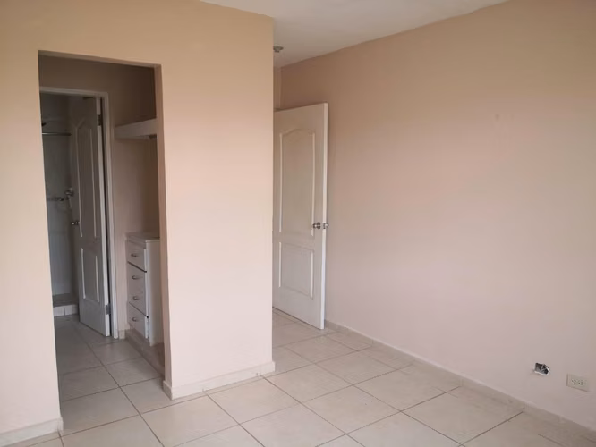 SE VENDE CASA EN ARBOLEDAS CLUSTER LOS OLIVOS(CHORRERA) - Imagen 5