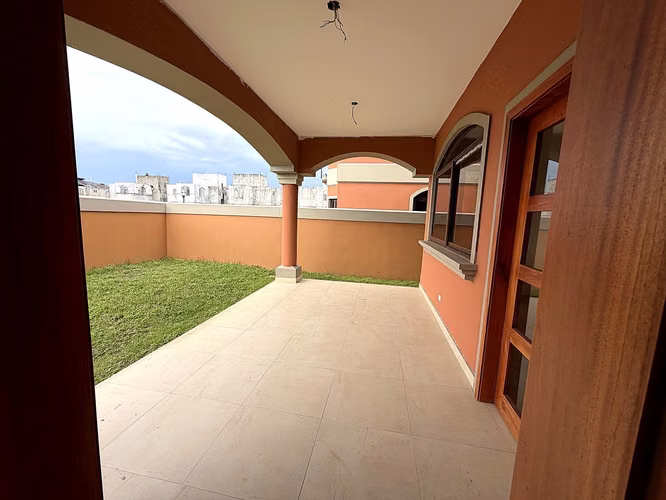 SE VENDE CASA NUEVA - COSTA SUR - URBANIZACION EL DORAL - Imagen 35