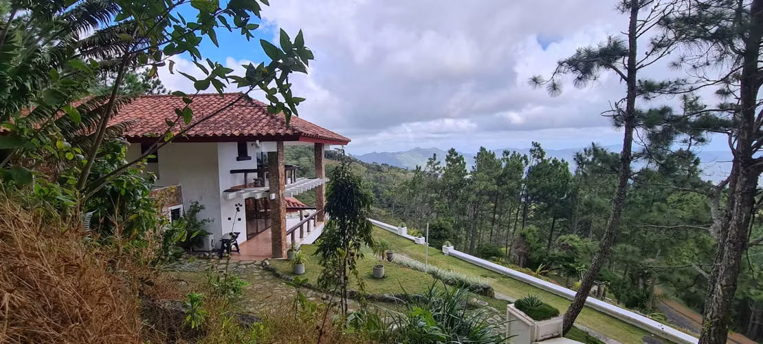 Se Vende Hermosa Villa de Montaña en Altos del Maria