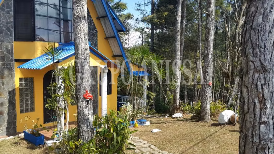 Se Vende Hermosa Cabaña en Cerro Azul