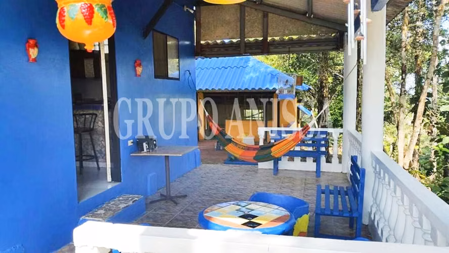 Se Vende Hermosa Cabaña en Cerro Azul
