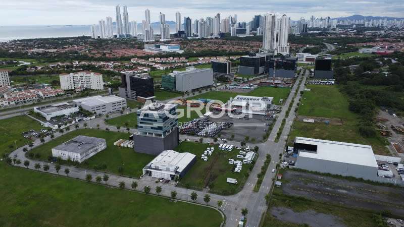 Santa Maria - Business District -  Se Vende Terreno - Imagen 3