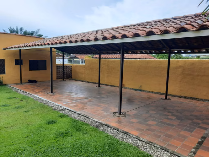 Venta Casa en Coronado, Chame, con terreno de 2,550m2