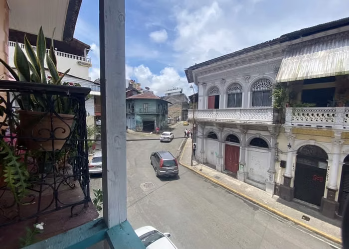 Venta Casa en Casco Viejo, construcción 110m2 y terreno 54m2 - Imagen 7