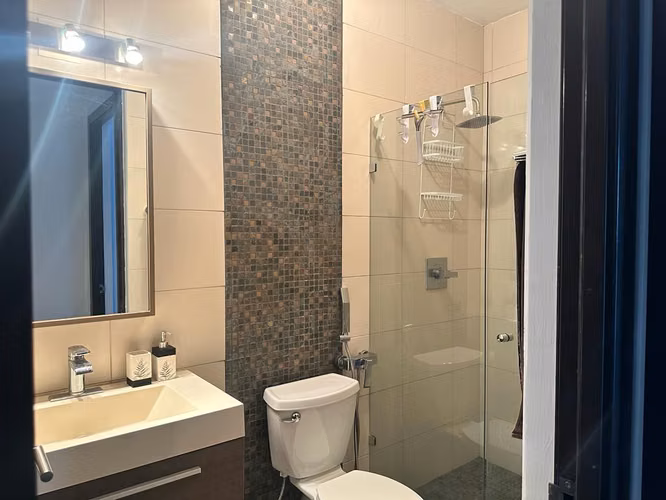 Apartamento Frente al Mar en Riomar- 2 Recamaras 2 Baños