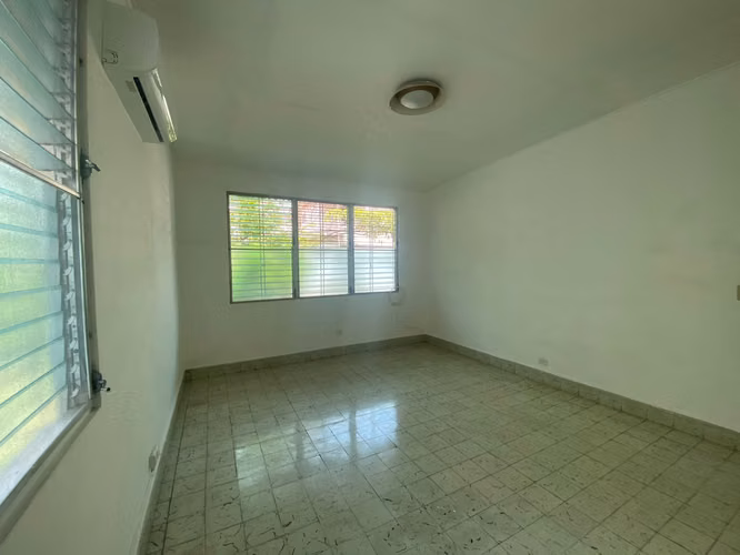 Venta Casa en Coco del Mar, con terreno de 803m2