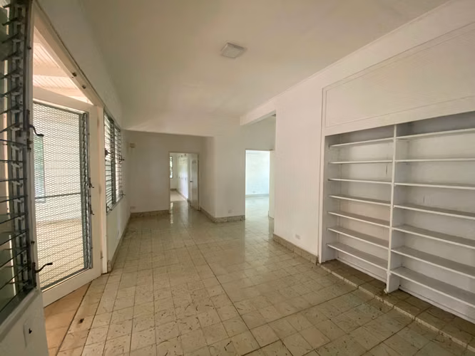 Venta Casa en Coco del Mar, con terreno de 803m2