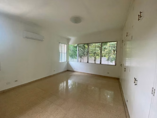 Venta Casa en Coco del Mar, con terreno de 803m2