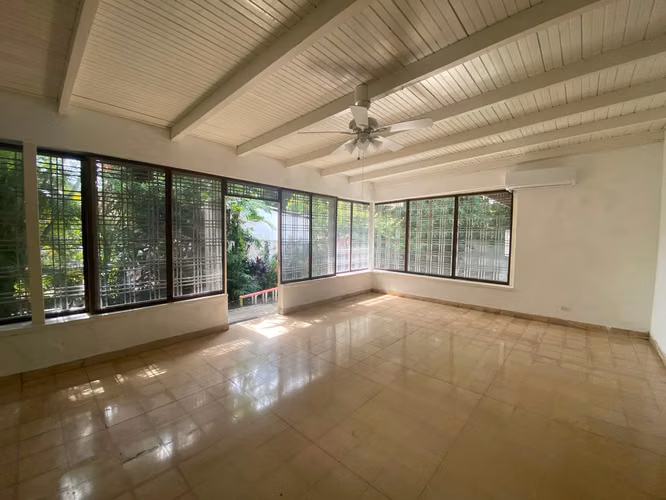 Venta Casa en Coco del Mar, con terreno de 803m2