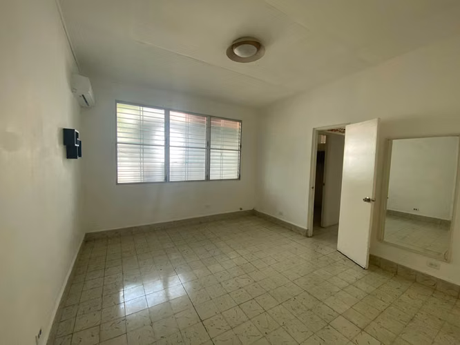 Venta Casa en Coco del Mar, con terreno de 803m2