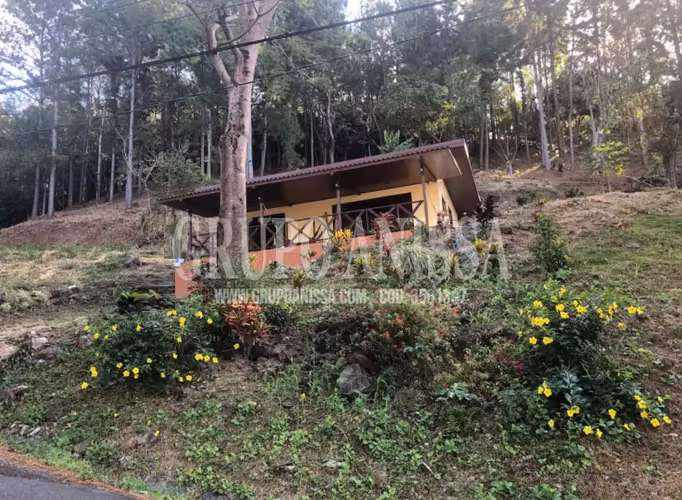 Oportunidad! Se Vende Cabaña en Altos del Maria