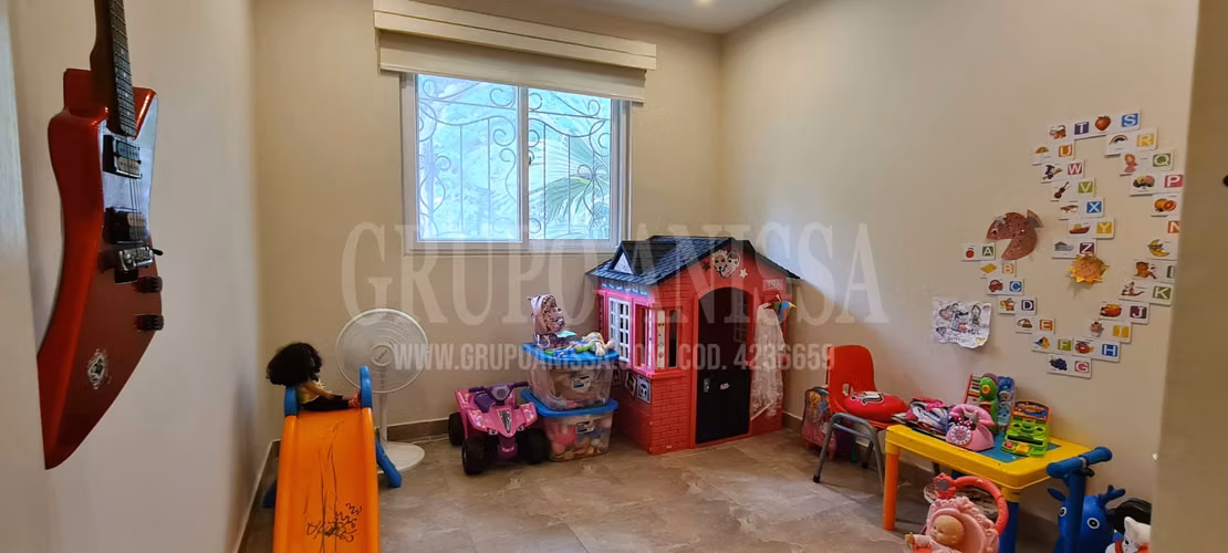 Se Vende Moderna y Acogedora Casa en Altos del Maria