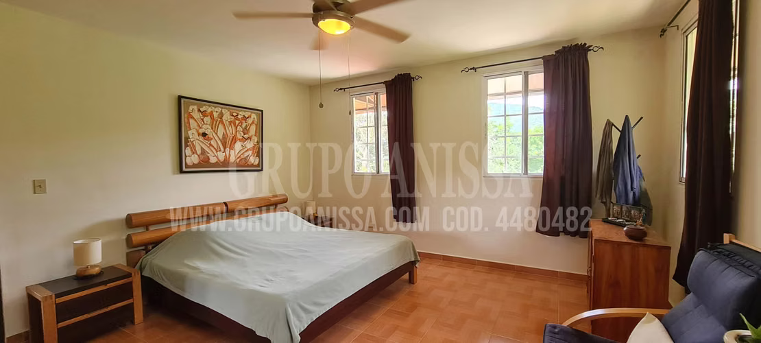 Se Vende Amplia y Hermosa Casa en Altos del Maria