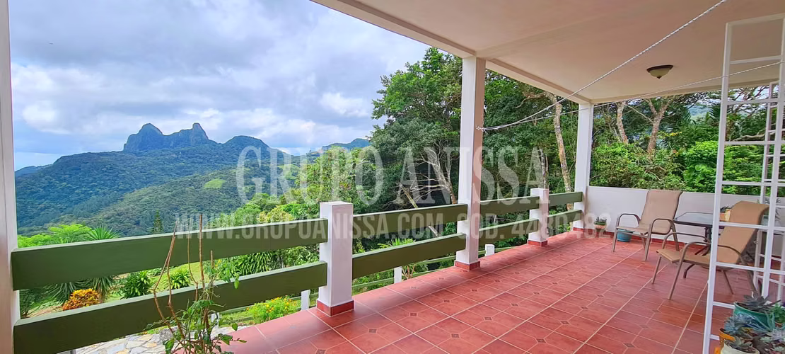 Se Vende Amplia y Hermosa Casa en Altos del Maria