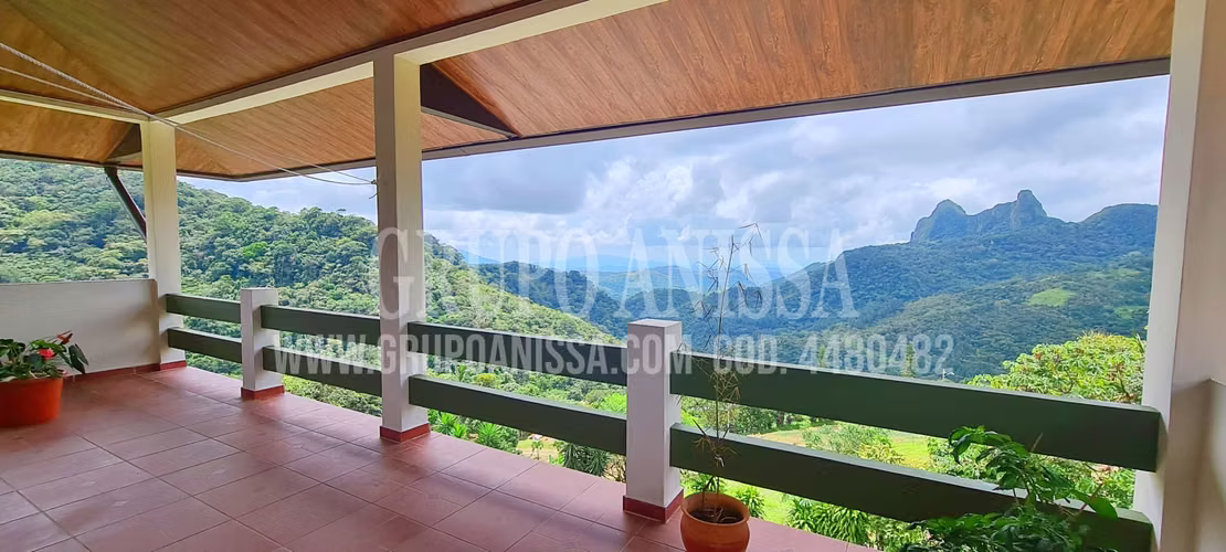 Se Vende Amplia y Hermosa Casa en Altos del Maria