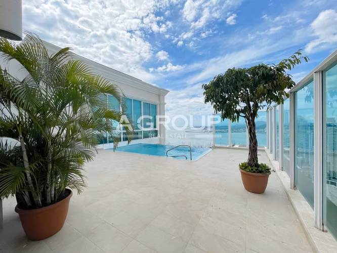 Se Vende Lujoso Penthouse en Punta Pacifica