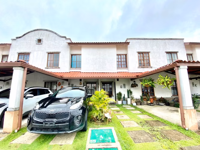 SUPER GANGA CASA AAA 3R2.5B2P CON TERRAZA EN VILLA ZAITA 169000 - Imagen 11