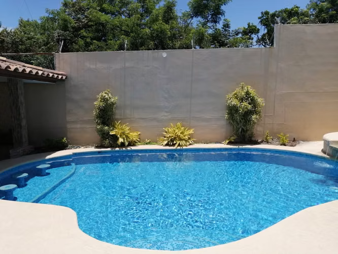 Se alquila casa de playa en La Ensenada San Carlos