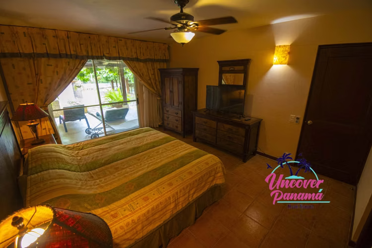 Preciosa villa de cinco dormitorios en Decameron