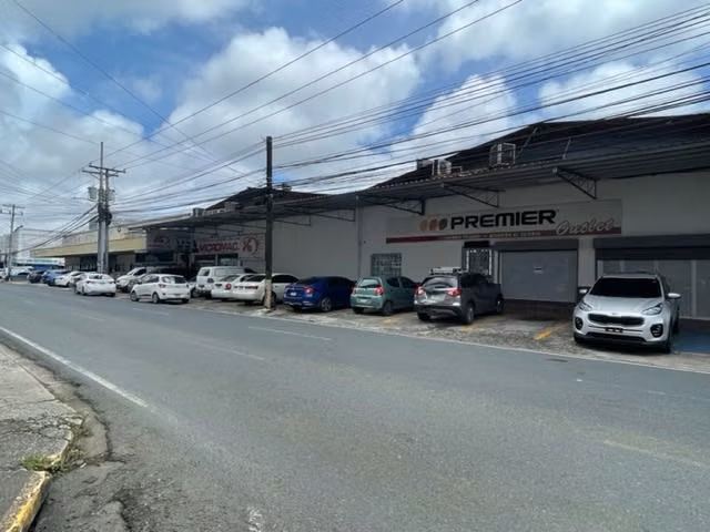 Venta de Plaza Comercial en Vía Transístmica, 11 locales en 4,000m2 - Imagen 17