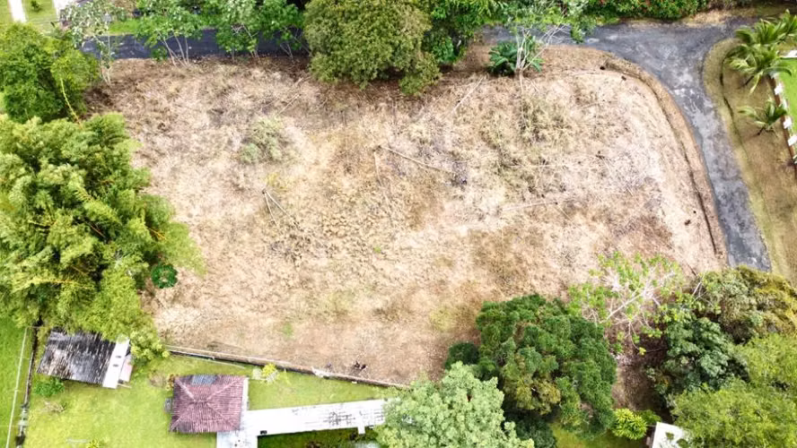 EXCELENTE TERRENO, DE 2,437m2 EN LAS CUMBRES