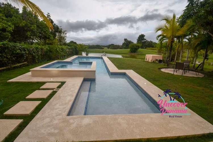 Villa dos lagos en Decameron, $600.00 la noche.