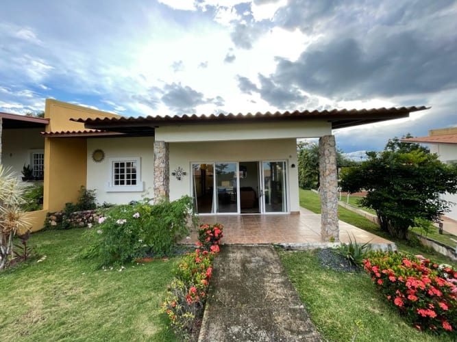 Cabuya Houses for Sale - Encuentra24