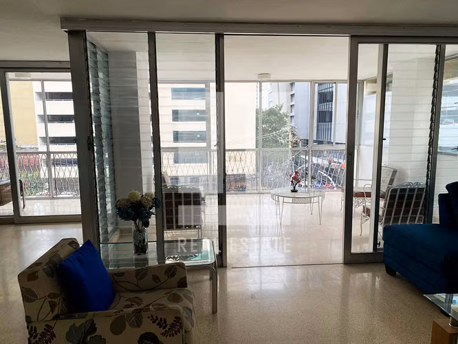Se vende apartamento en Obarrio, PH Eden Roc - Imagen 3
