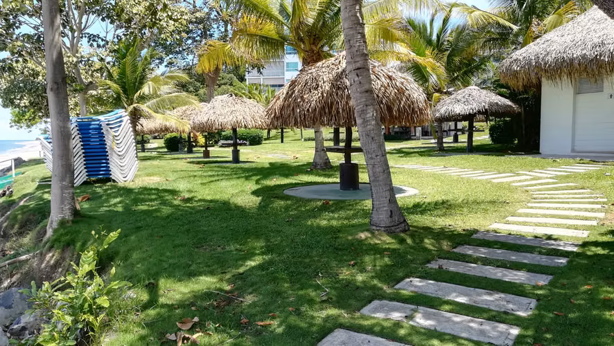 ALQUILO APARTAMENTO. BIJAO GATUN. PLAYA. SANTA CLARA.