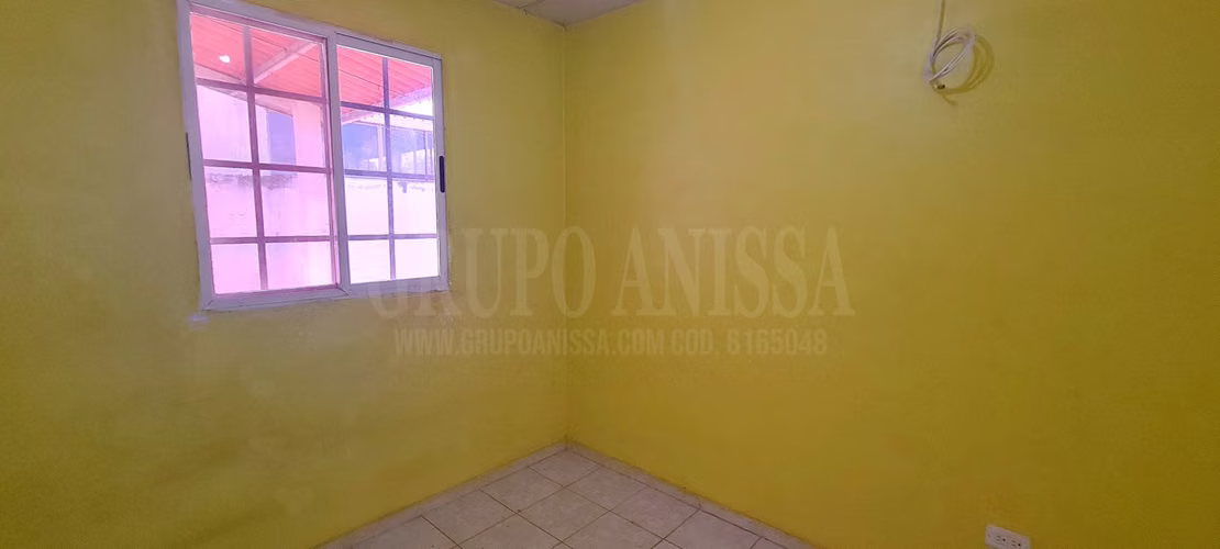Oportunidad! Se Vende Casa en Esquina en la Chorrera