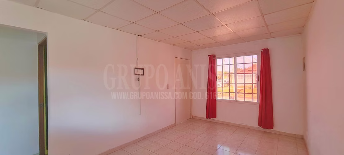 Oportunidad! Se Vende Casa en Esquina en la Chorrera
