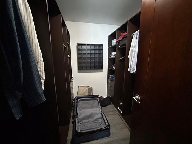 VENDO APARTAMENTO EN PH OCEANAIRE