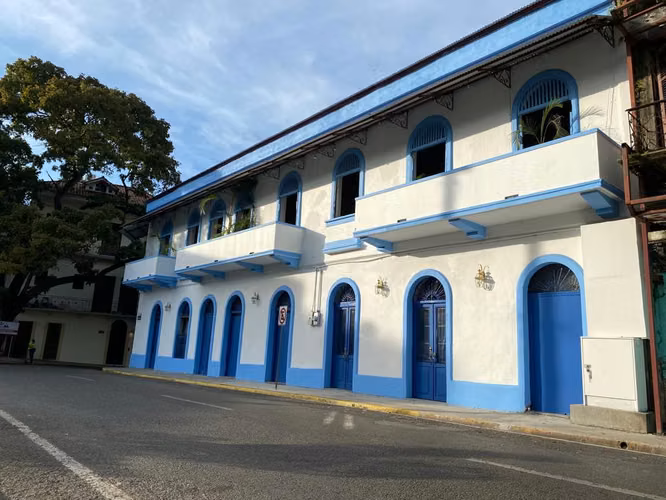 Edificio Histórico En Venta En Casco Viejo