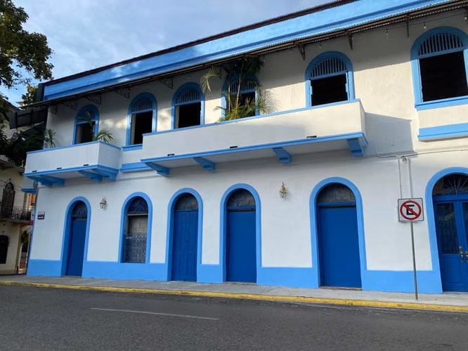 Edificio Histórico En Venta En Casco Viejo