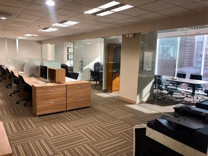 For rent office in PH Office One/ Obarrio