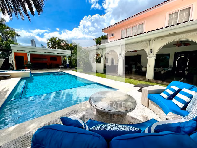Se Vende Lujosa Casa en Costa del Este, Royal Pacific - Imagen 2