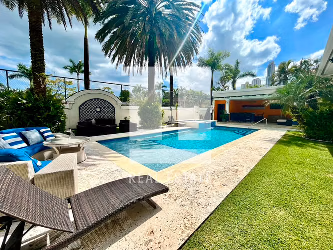 Se Vende Lujosa Casa en Costa del Este, Royal Pacific - Imagen 6