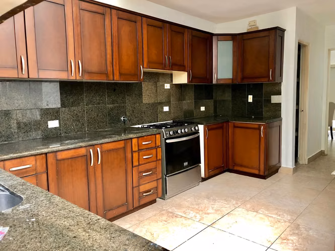 CASA EN VENTA EN CLAYTON - EMBASSY GARDEN
