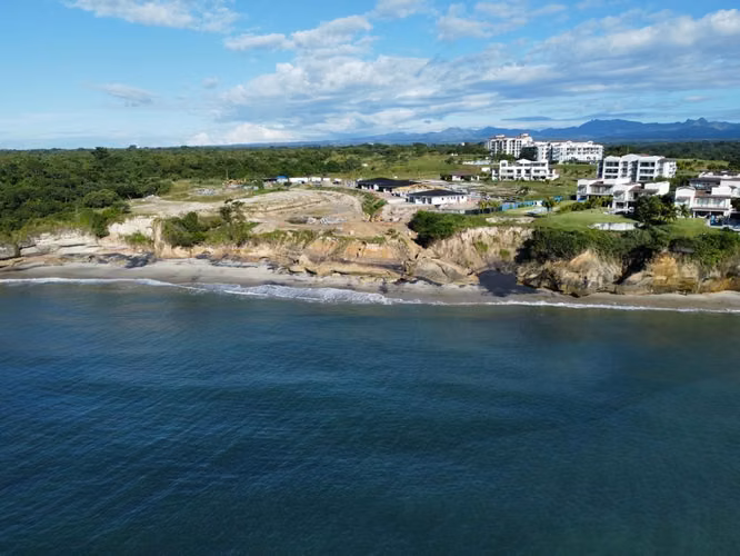 TERRENO LOTE DE PLAYA CASAMAR PARA DESARROLLO RESIDENCIAL EN VENTA