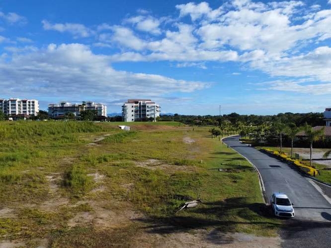 TERRENO LOTE DE PLAYA CASAMAR PARA DESARROLLO RESIDENCIAL EN VENTA